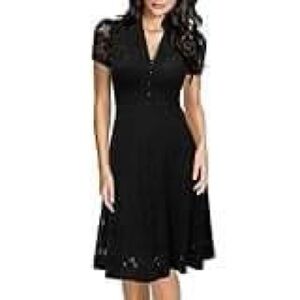 Vintage 1950s cap sleeve fit and flare little black dress